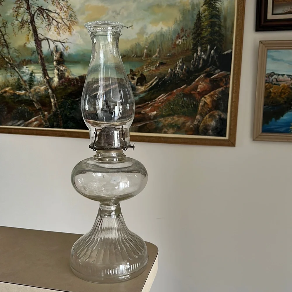 🪔 Vintage Clear Glass Hurricane Oil Lamp – Large Farmhouse Decor